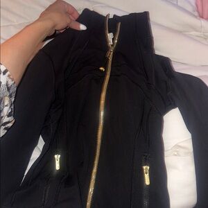 Define Cropped Jacket Nulu BLACK/GOLD 4💛